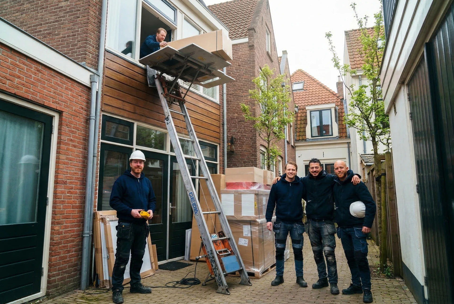 Team Verhuislift Huren Zaandam klaar voor spoedopdracht